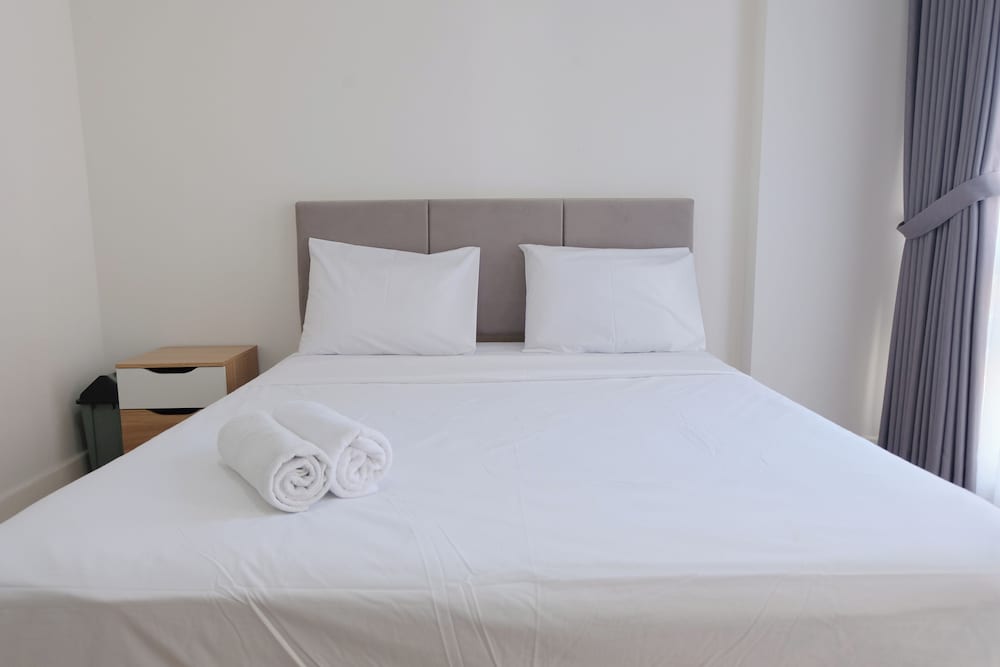 Modern Studio At Apartment Landmark Residence Bandung