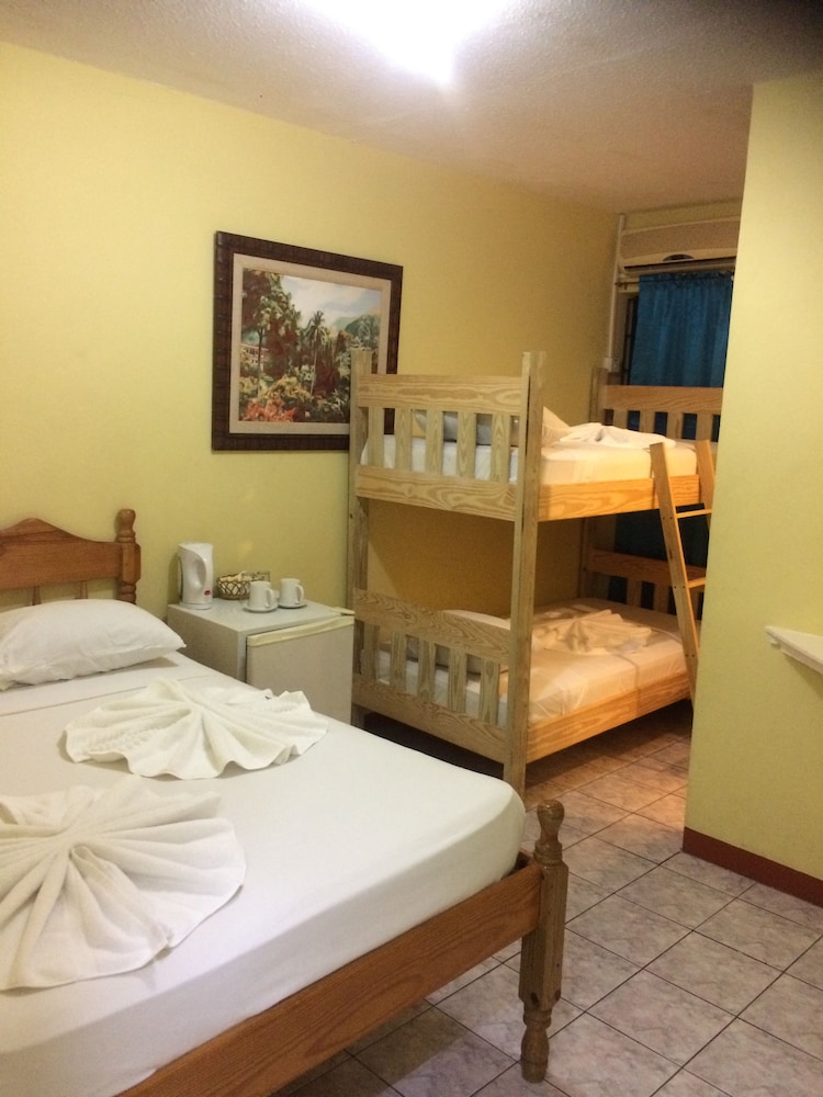 Golden Arrow Inn