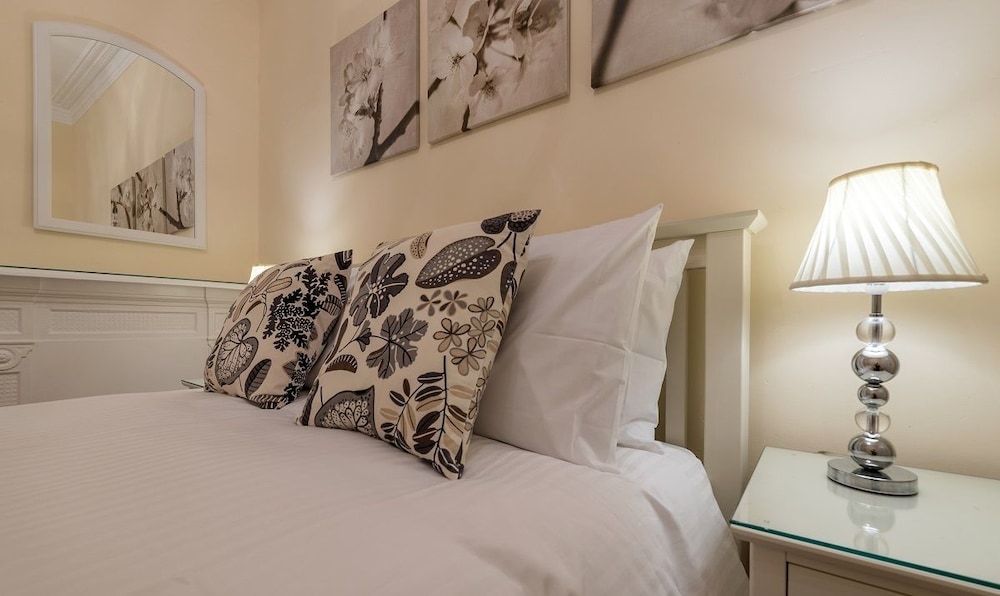 Belhaven Apartment