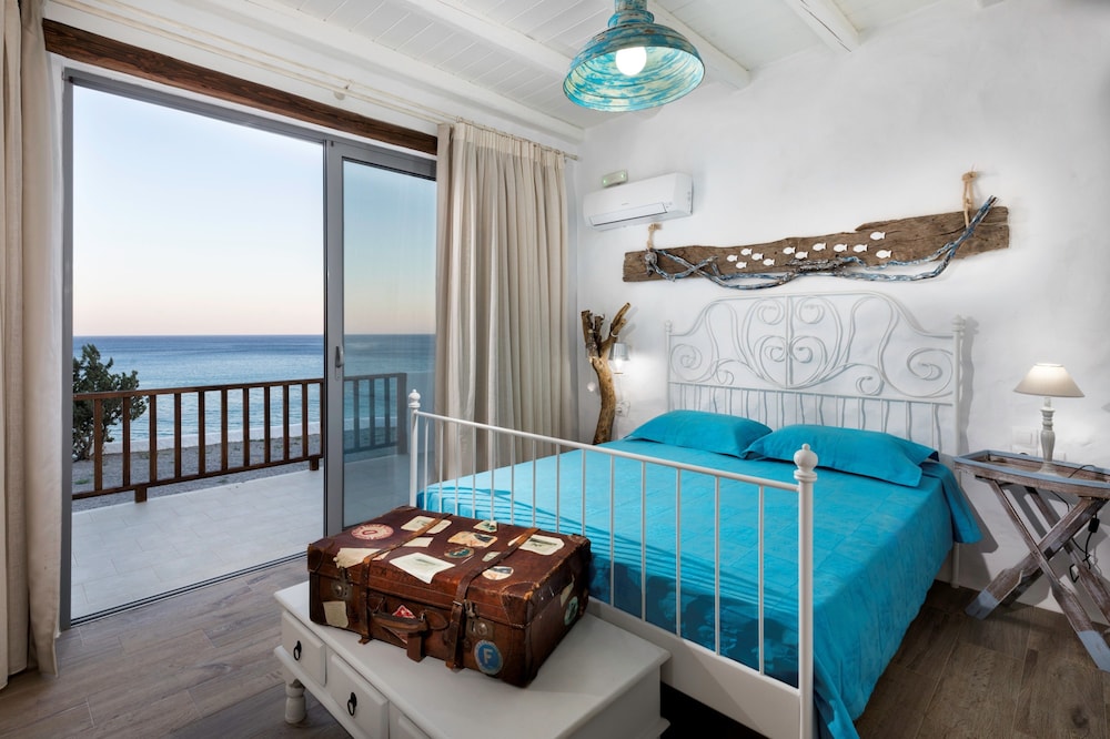 Axiotheaton Villas view 2