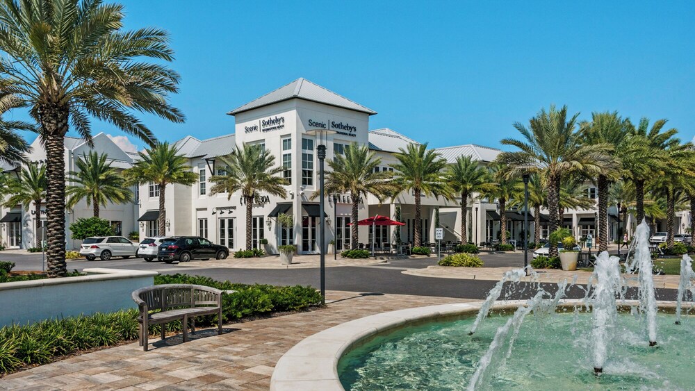 Seacrest 4BR w/ Private Heated Pool + Beach Access & Dolphin Cruise Ticket!