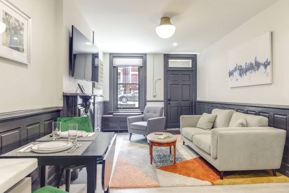 Cincy Apt 1 Mi to Findlay Market, 2 Mi to Downtown