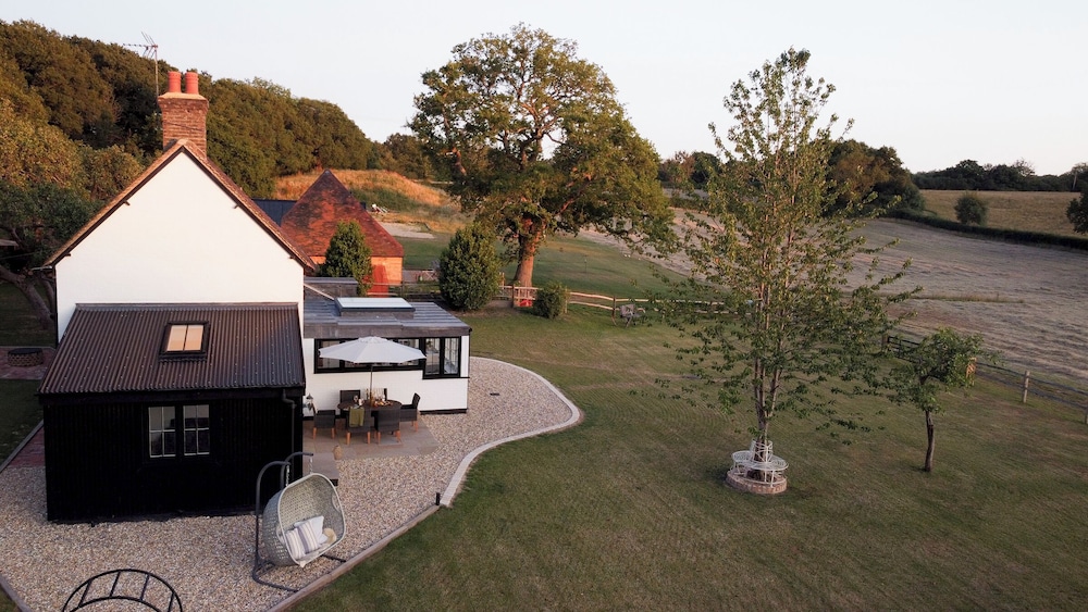 Gallops Cottage