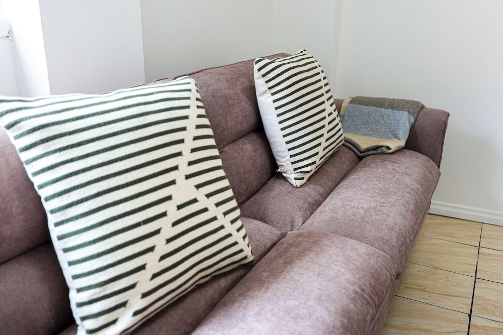 StayAU Cozy 1BR Living Space Chadstone