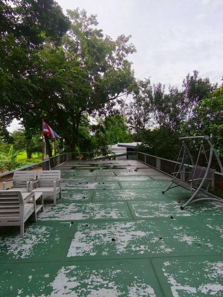 Phawaeng Resort