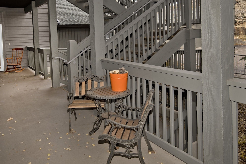Canyon Run I-203 2 Bedroom Condo by Redawning - Property Image 23