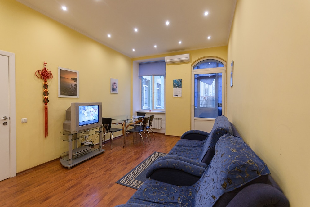 Kiev Accommodation Hotel Service