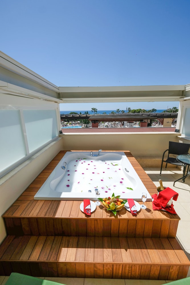 Side Star Resort - Ultra All Inclusive