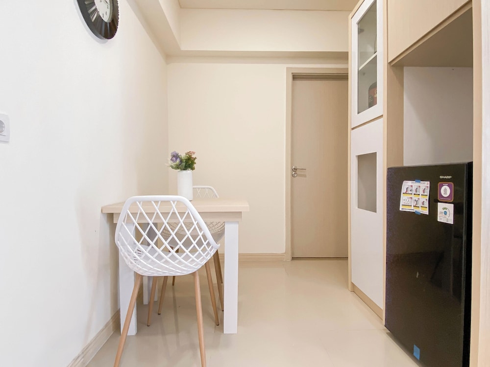 Compact Living 2Br At Meikarta Apartment