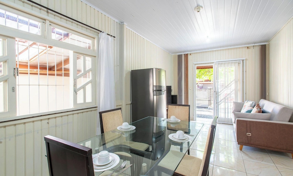 House w/ Barbecue 600 m From the Beach Nus0636