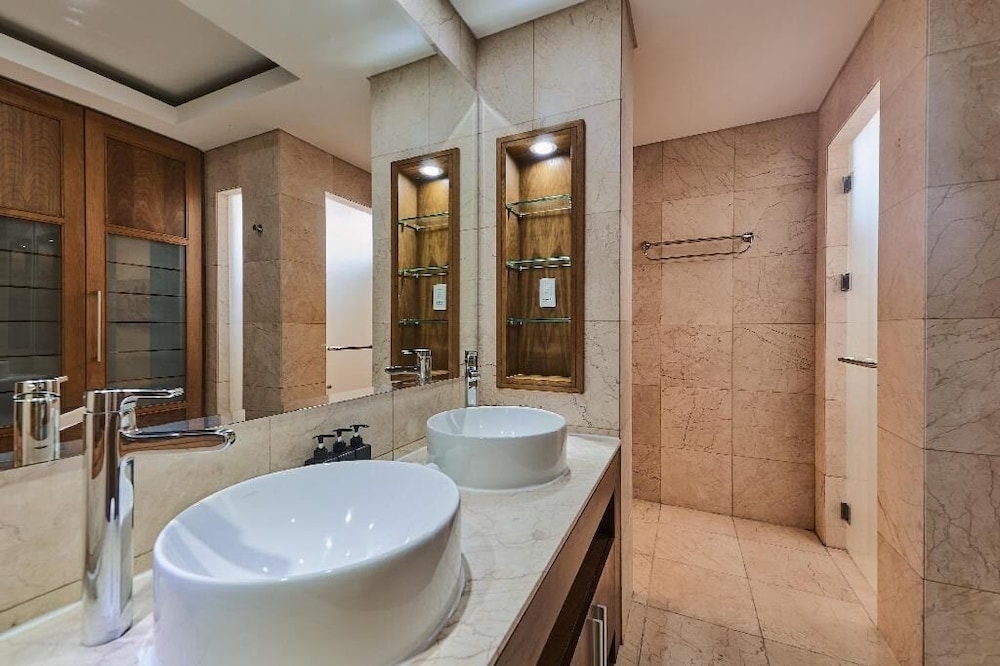Ocean Luxury Villas Danang