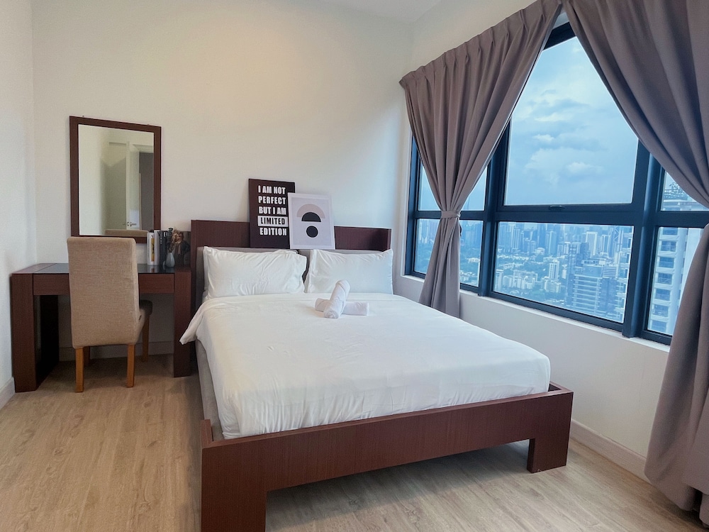 Arte Plus by Manhattan Group
