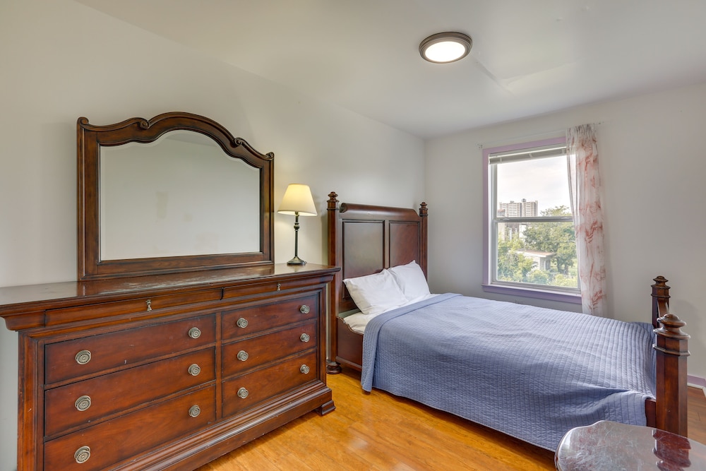Atlantic City Abode - Walk to Beach & Boardwalk! view 4