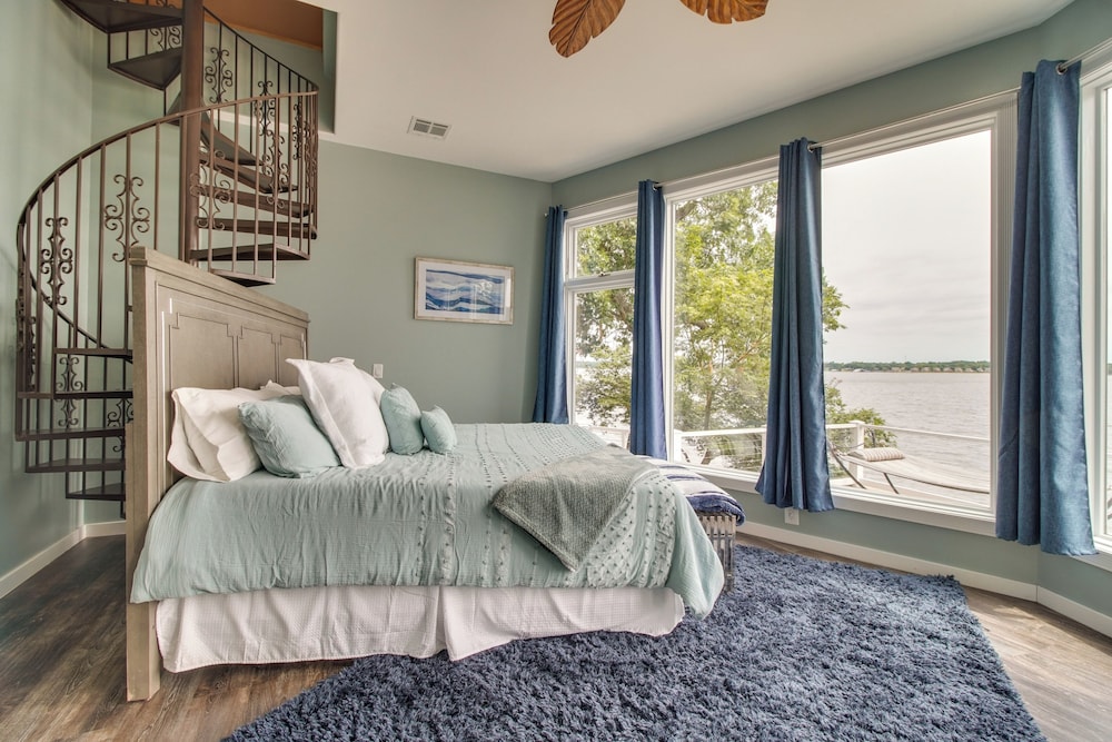 Indoor Pool + Waterfront Deck: Spacious Jay Home