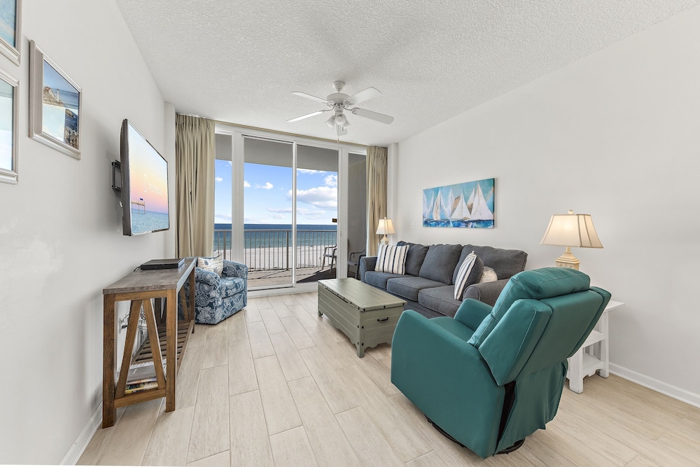 Lighthouse 307
