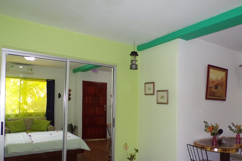 Mycasa's Bed and Breakfast