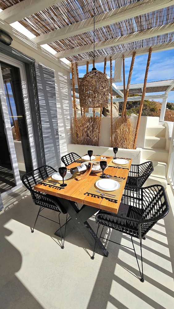 Mykonos4Islands Seaside Homes and Suites