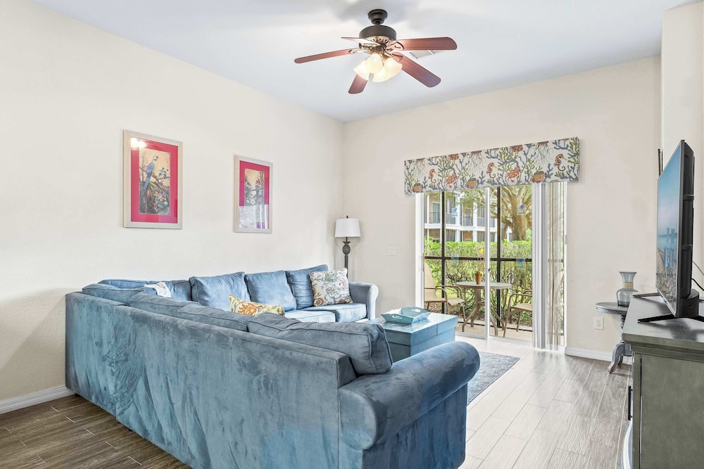 Serenity at Bahama Bay For 8