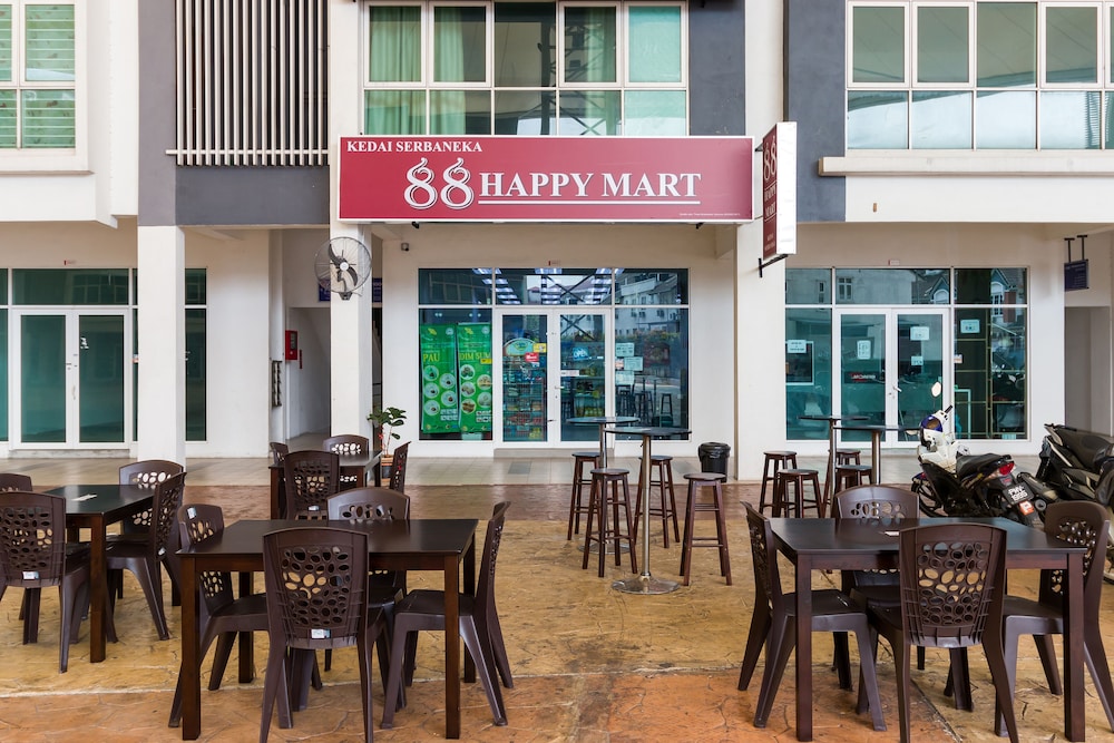Boulevard Service Apartment KL by Airhost