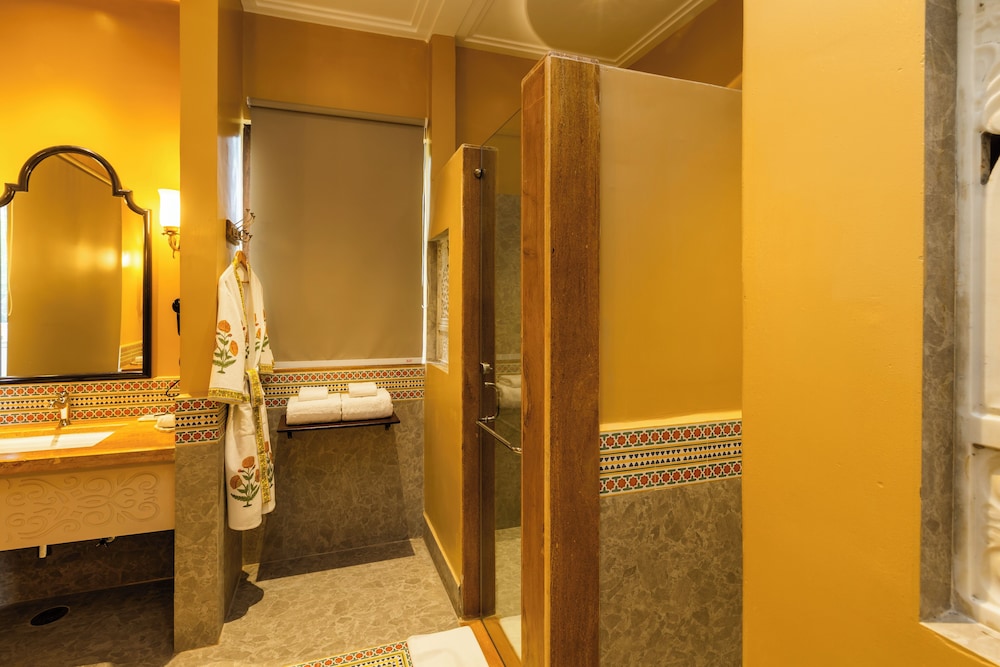 DEV BAGH LUXURIOUS PRIVATE SUITES