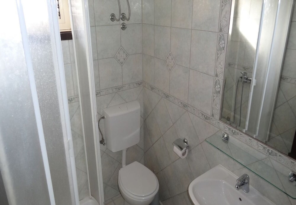 Branka - 30 m From Beach - A1 Zeleni view 5