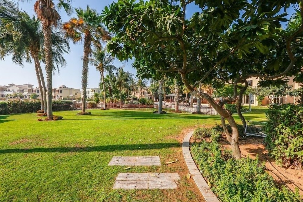 Kennedy Towers - Canal Cove N