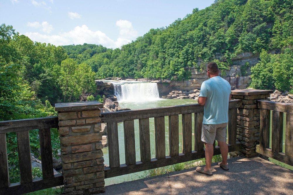 Cumberland Falls State Resort Park