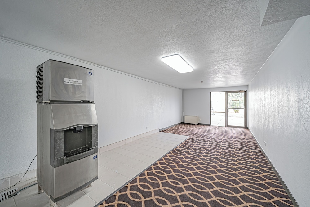 Pocatello Vacations - Motel 6 Pocatello, ID - Property Image 24