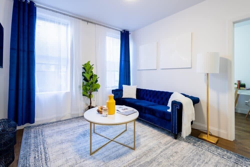 1435 UES Apartment