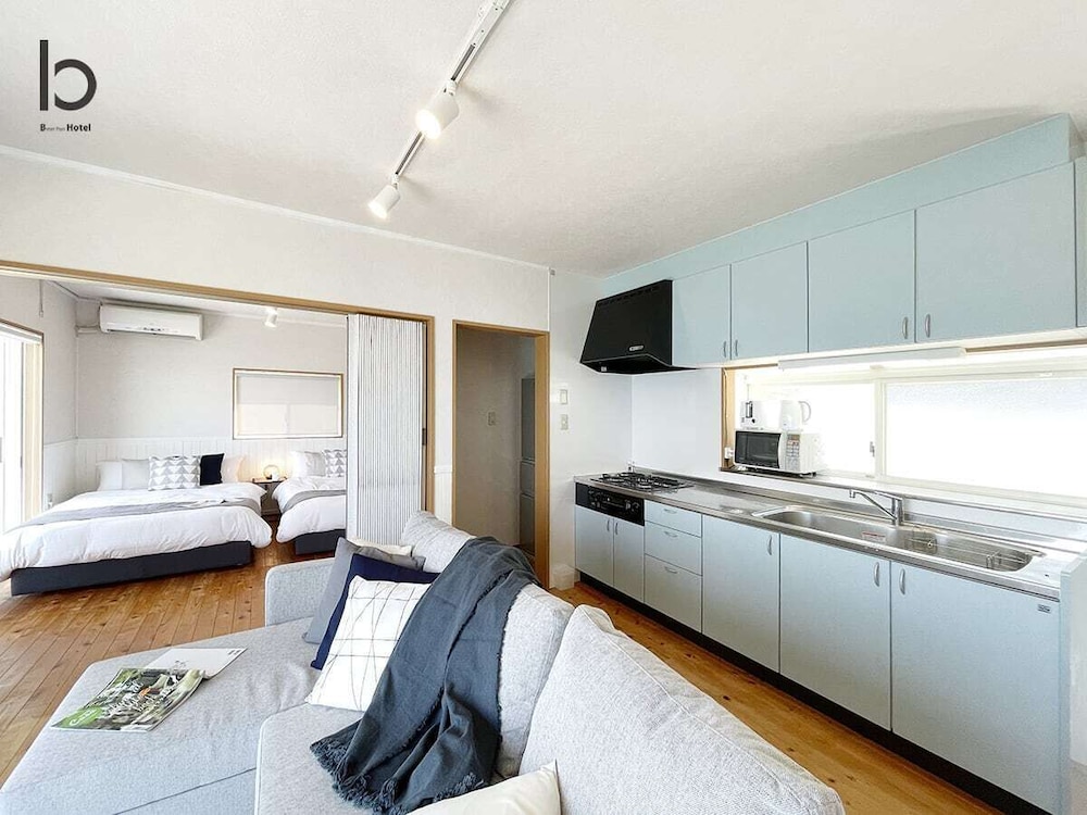 AO House view 4