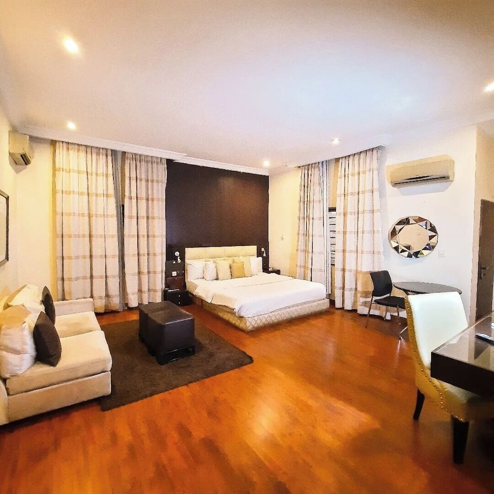 NiCotel Apartments