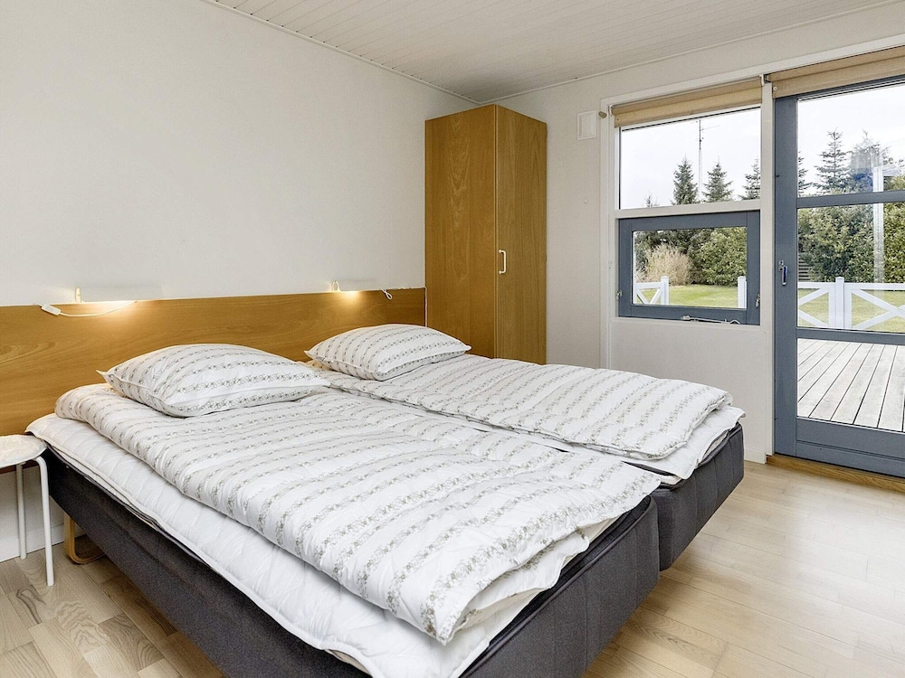 8 Person Holiday Home in Vaeggerlose view 5