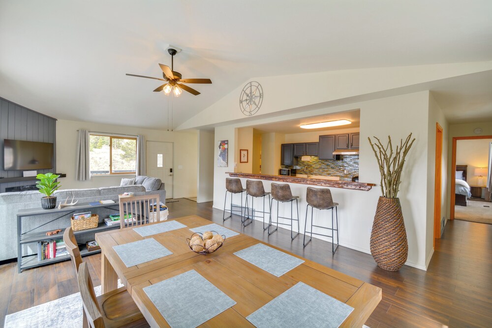 Hike, Fish, Ski & Explore: Cabin Near Breckenridge