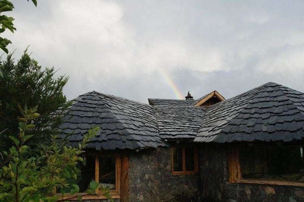 Fabula Lake House