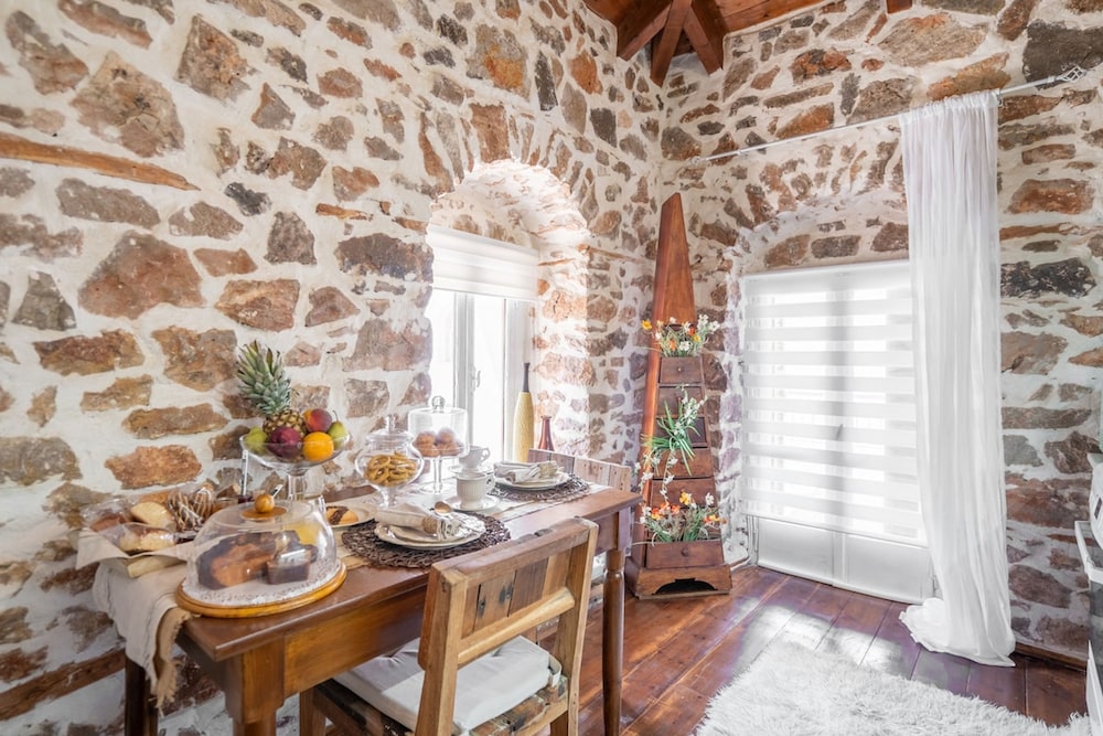 Stirida Stone House Stirida Stone House