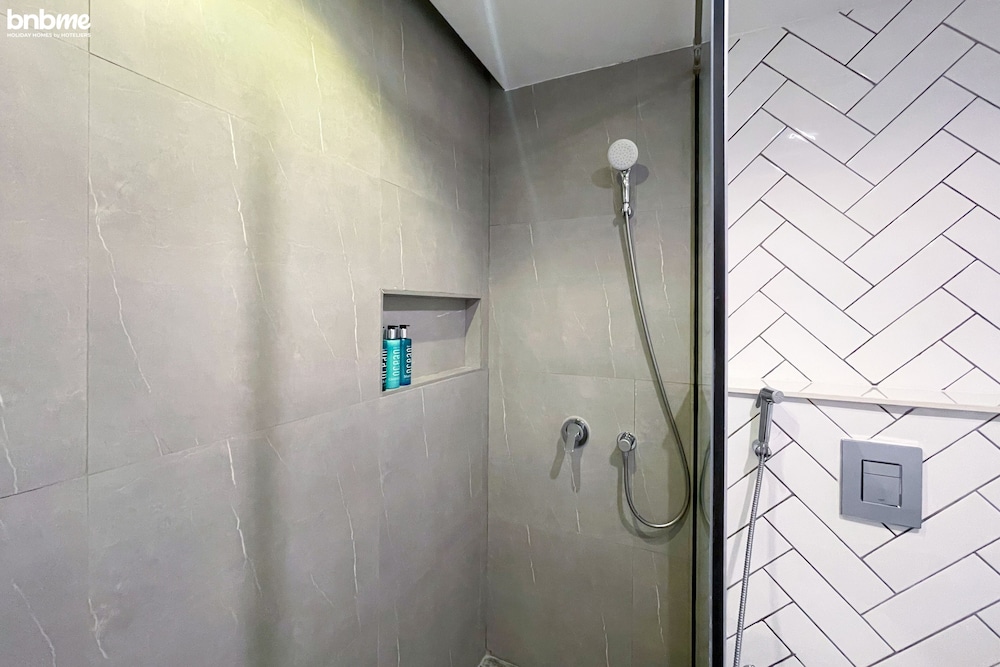 Lucky Residence - 1002 by bnbme homes