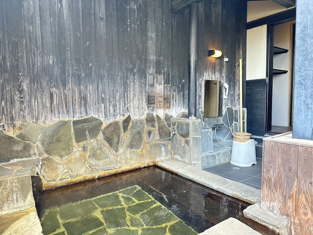 Hakusui Onsen Takenokura Sansou