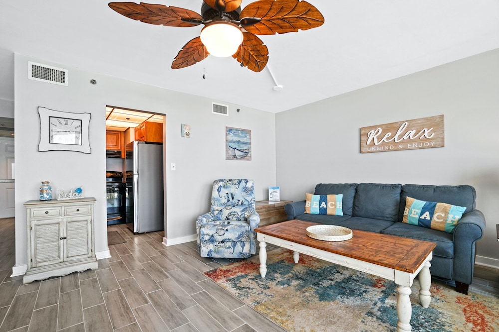 Sunbird Beach Resort By PHG
