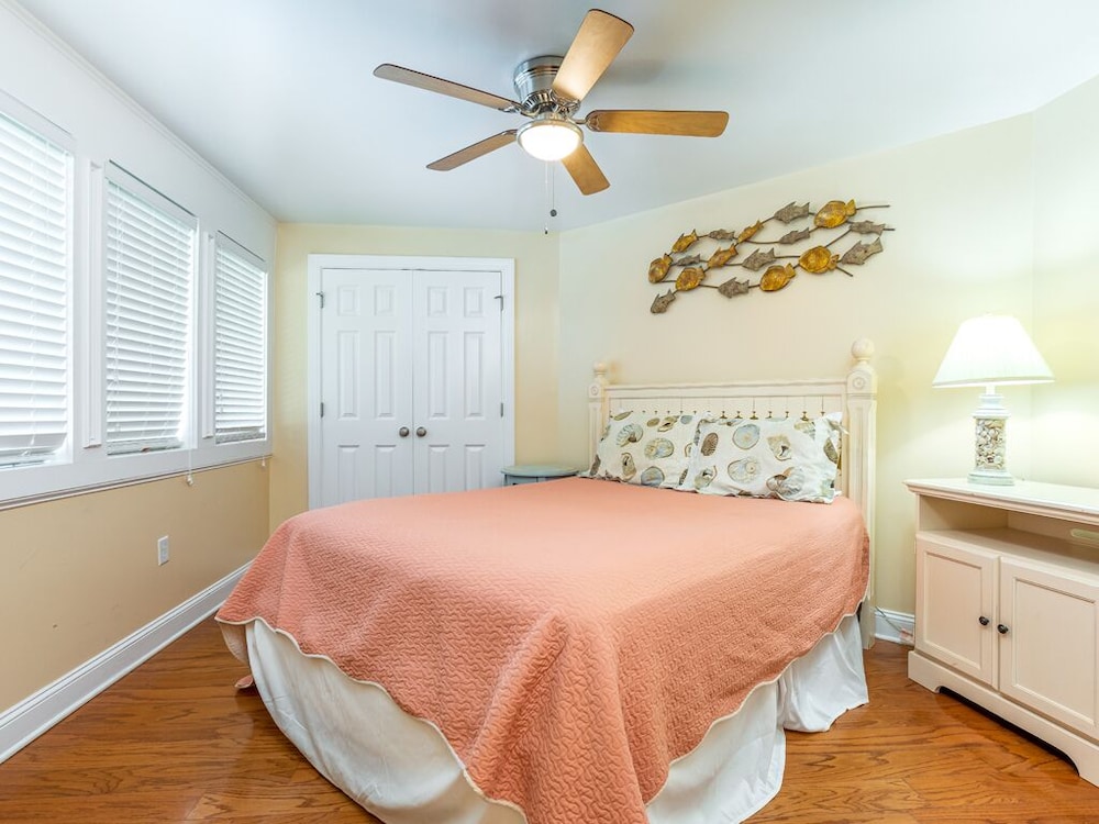 Captains Watch 1 by Tybee Vacation Rentals view 3