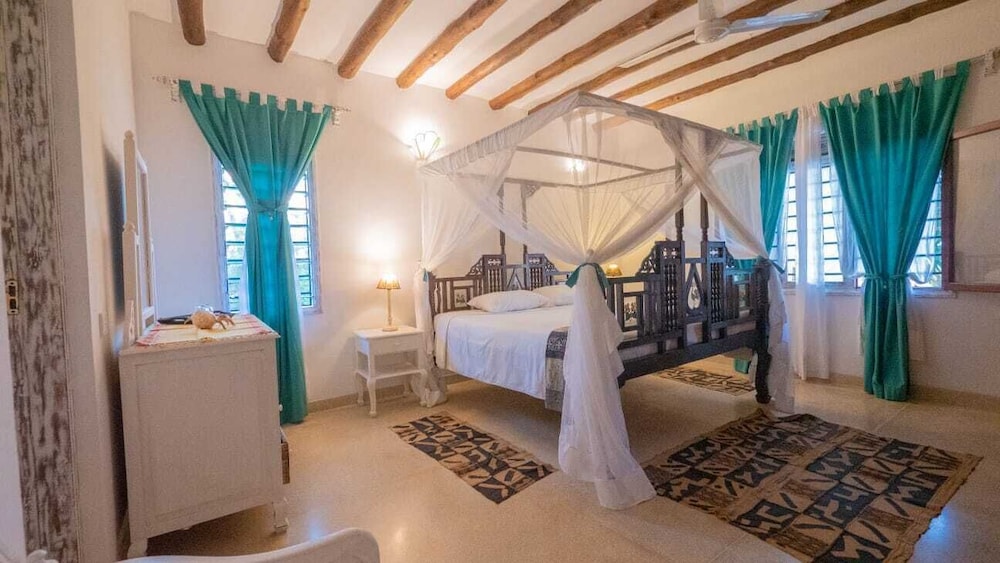 Luxury Perl Villa view 4