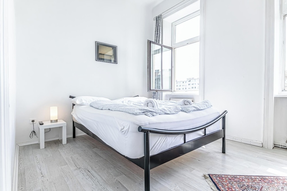 Charming 3BR Urban Retreat Vienna