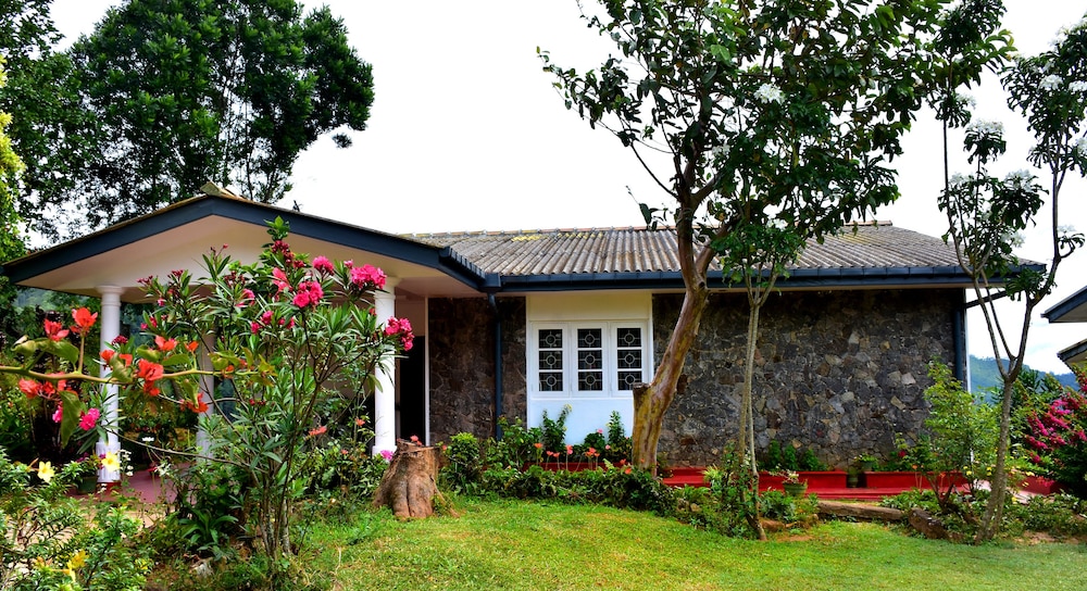Ella Sisilasa Holiday Resort view 3