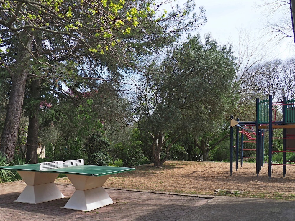 Auberge de Jeunesse HI Nîmes view 3