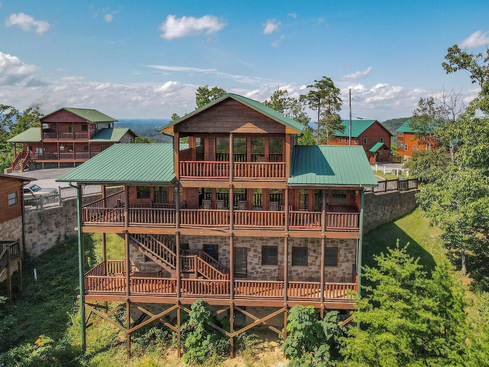 Starr Crest Lodge