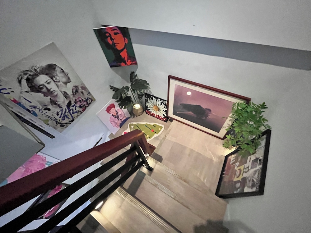 Daisy Light Hostel