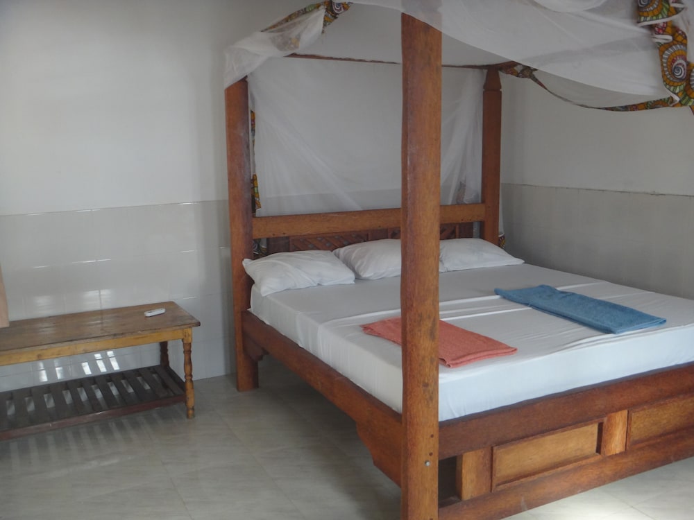 Nungwi Jambo Beach Bungalow view 5