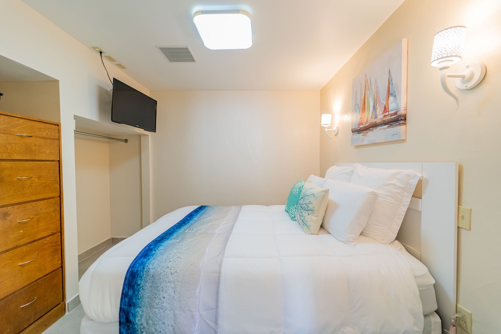 Le Bleu Bed and Breakfast view 4