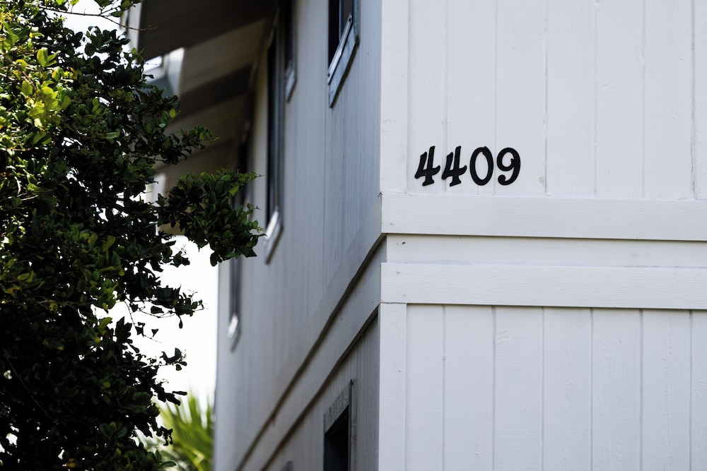 Sea Woods Condo 169