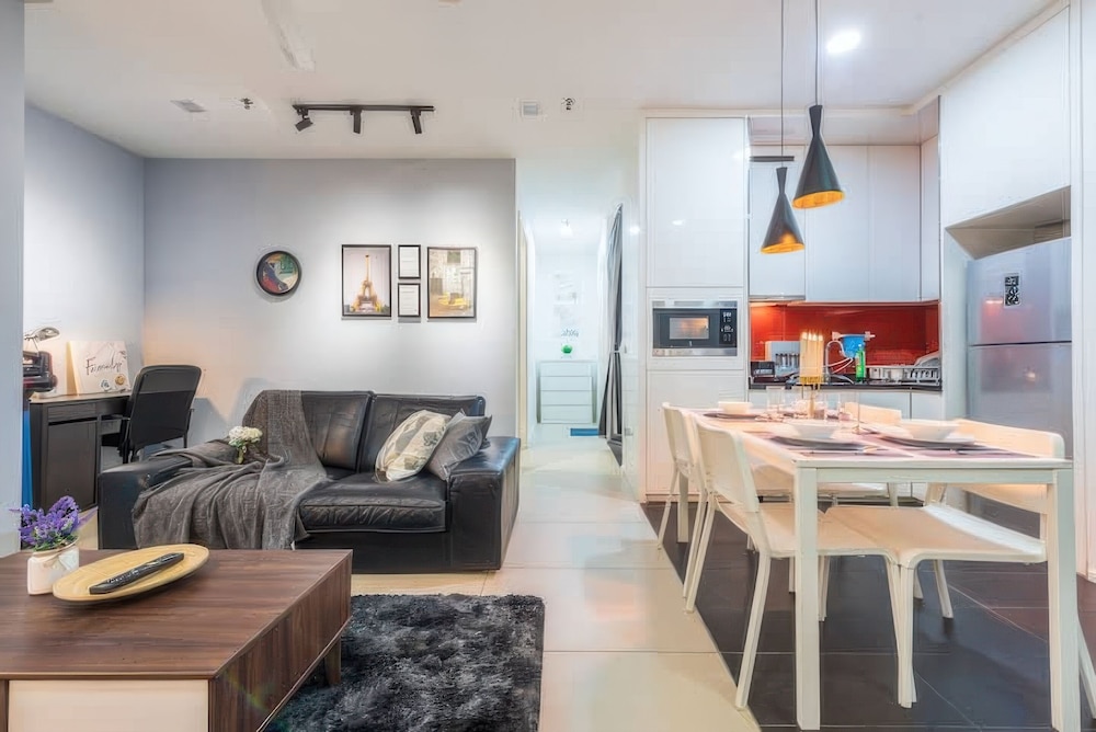 The OOAK Suites and Residence Staycation KL