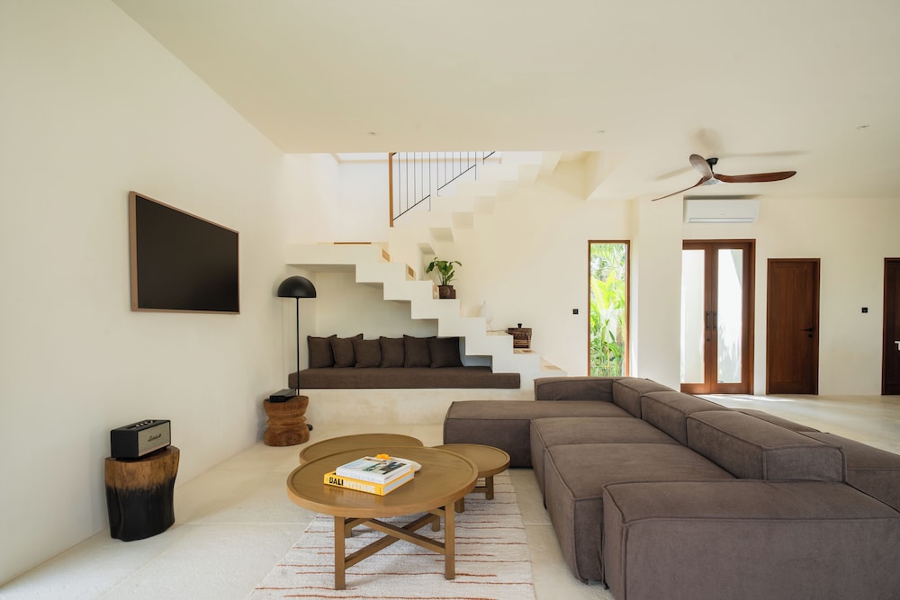 Rumah Tiha by Alfred in Bali